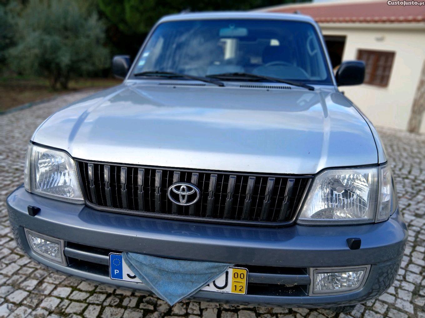 Toyota Land Cruiser KDJ-95