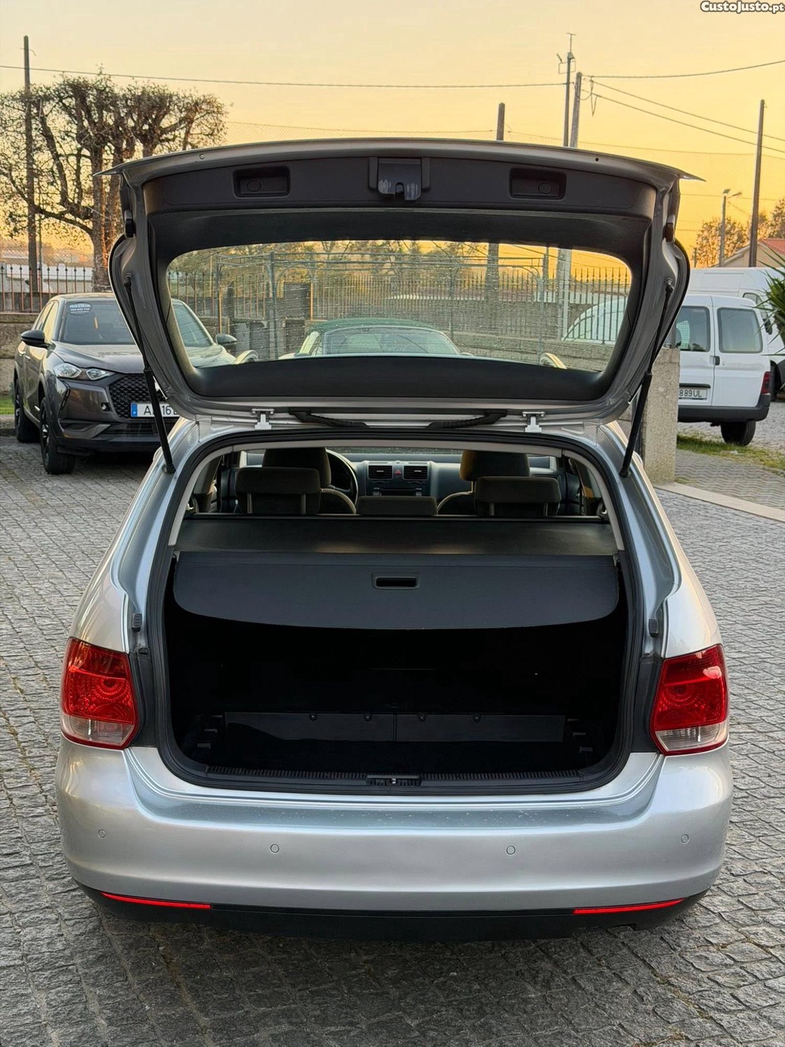 Volkswagen Golf V 1.9 TDI — fotografia 12