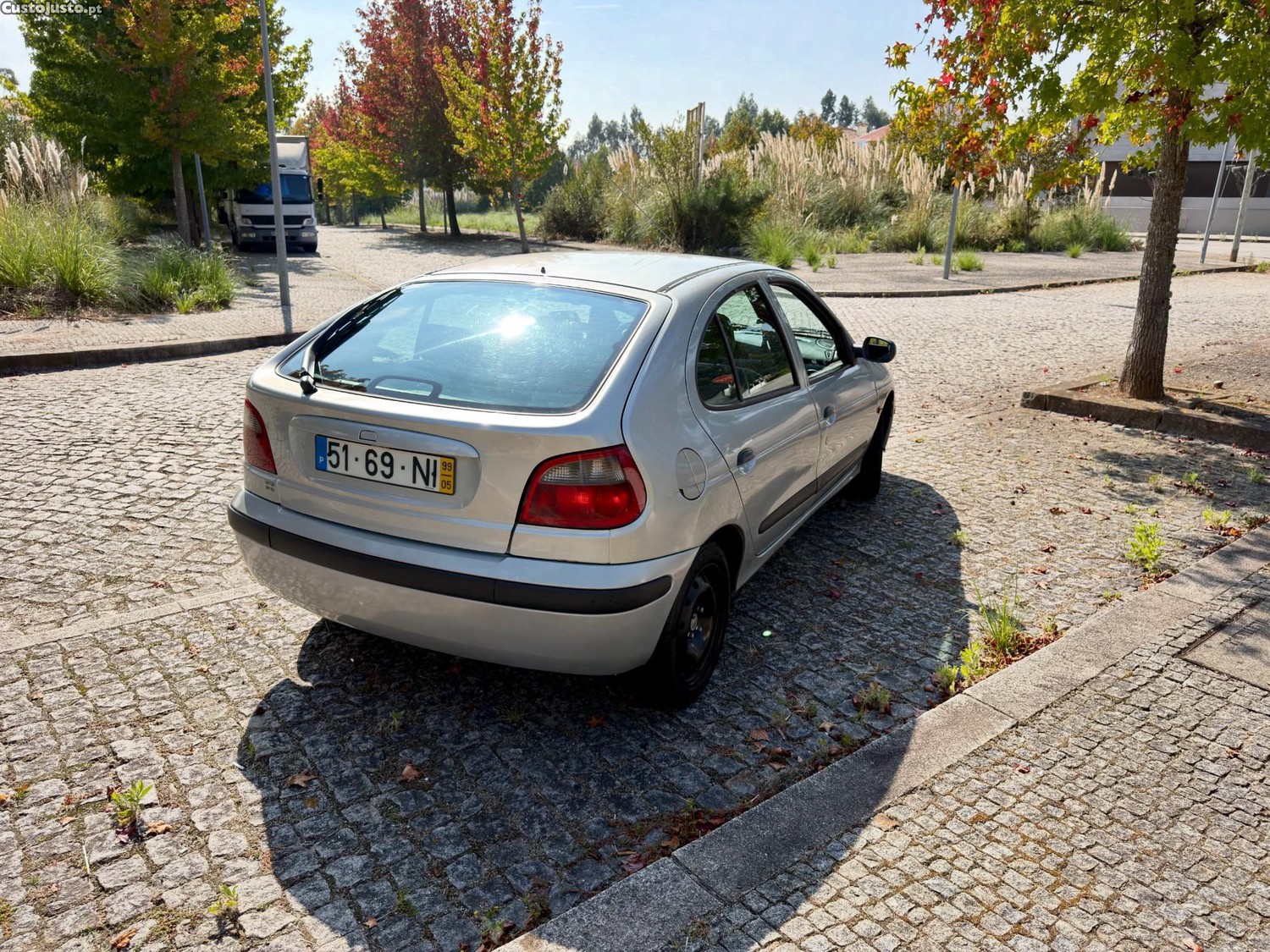 Renault Mégane 1.4 16V gasolina - 99 — photo 3