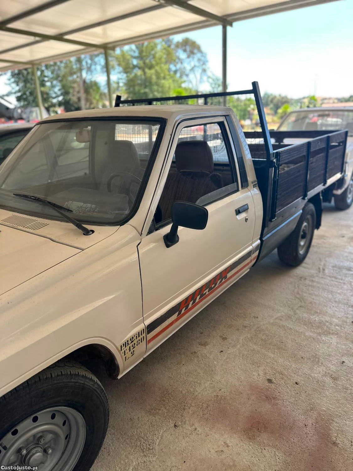 Toyota Hilux 2.5 — photo 3
