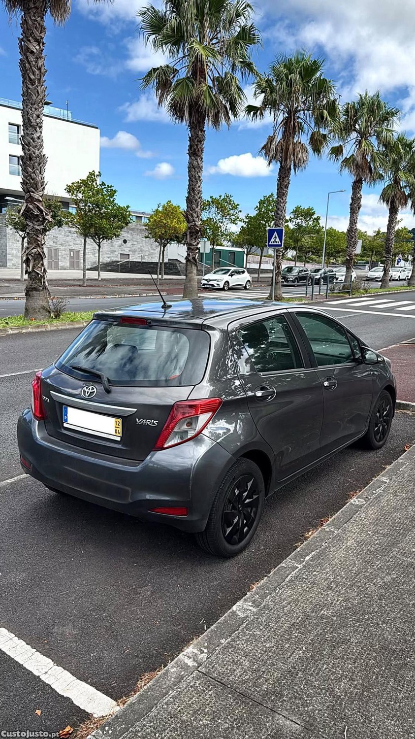 Toyota Yaris 1.4 D4D — photo 5