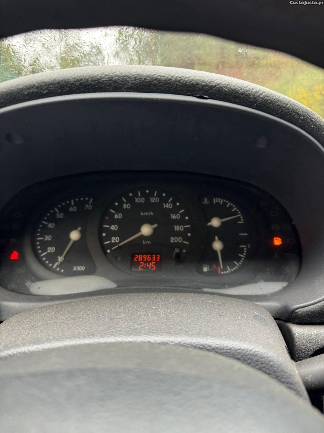 Renault Clio 1.2 8V — fotografia 3