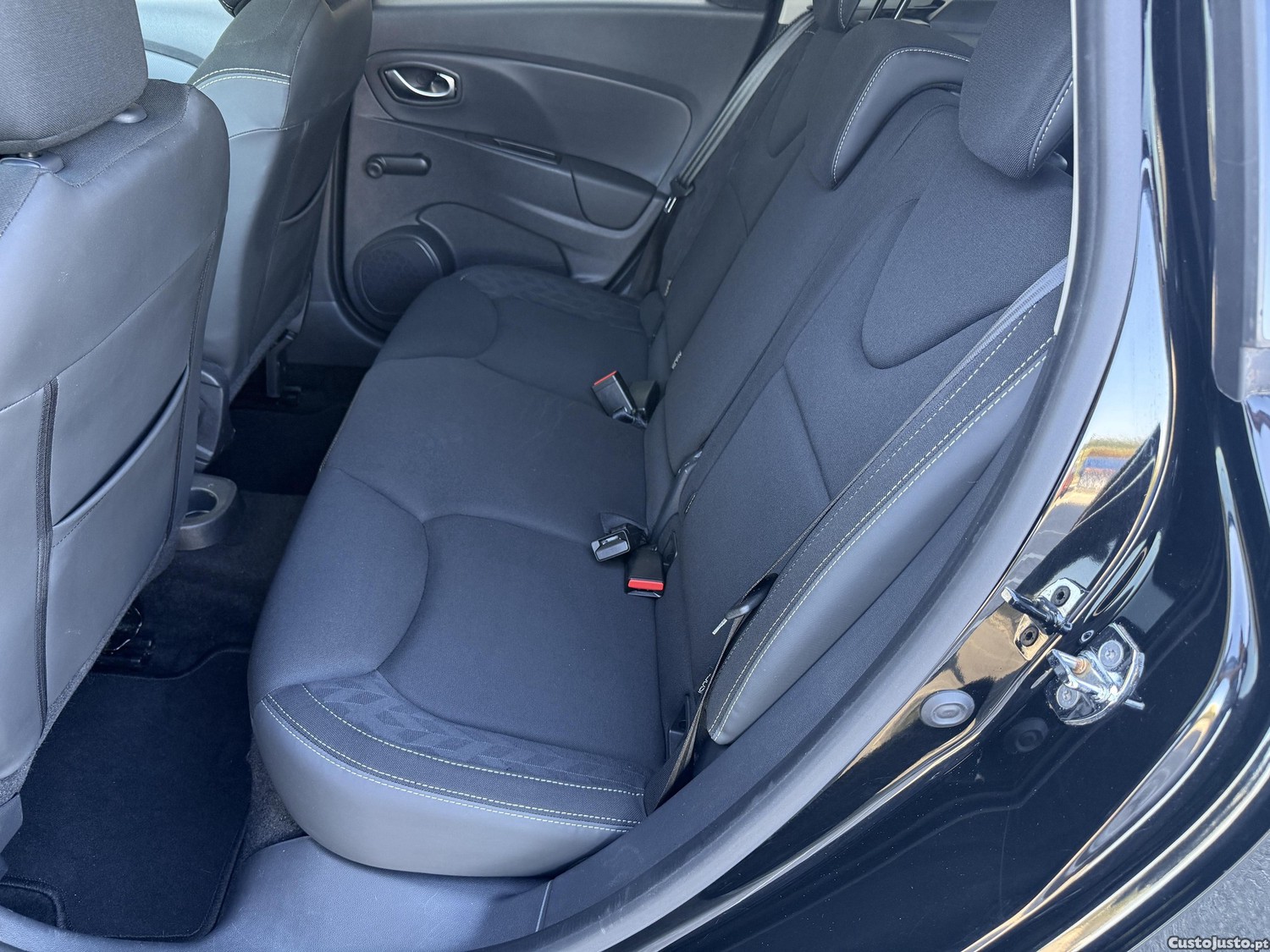 Renault Clio Sportourer — fotografia 3