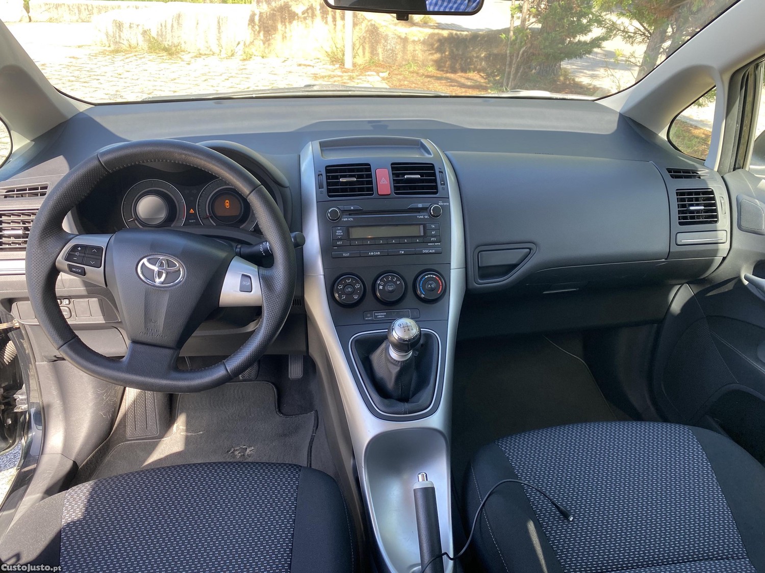 Toyota Auris Active 1.4 D4D - 10 foto 3