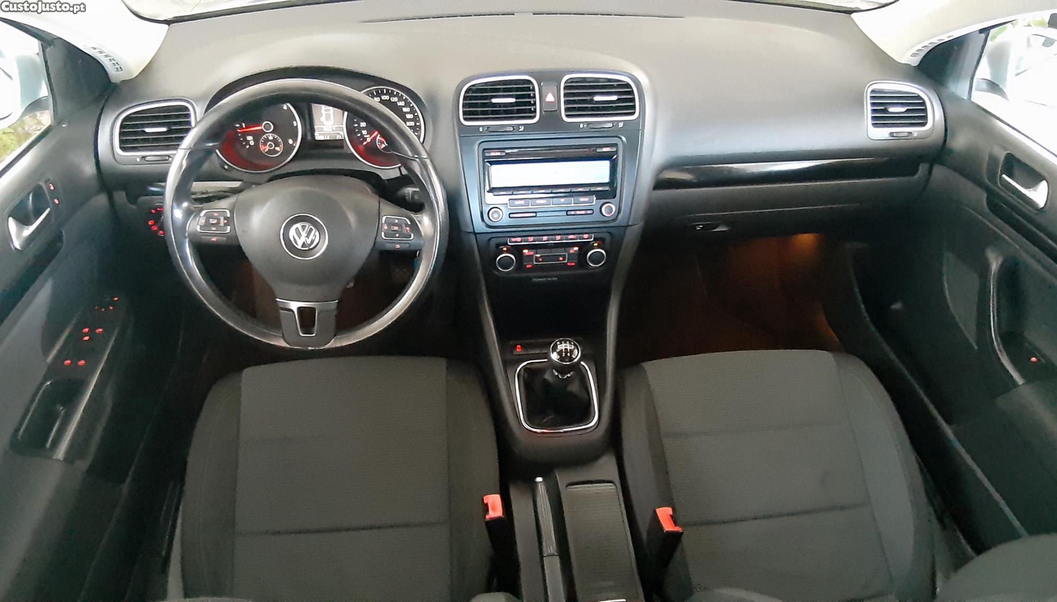 Volkswagen Golf Variant Confortline 1.6 TDI 105 CV — fotografia 11