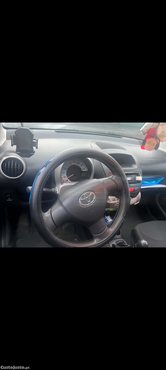 Toyota Aygo S - 13