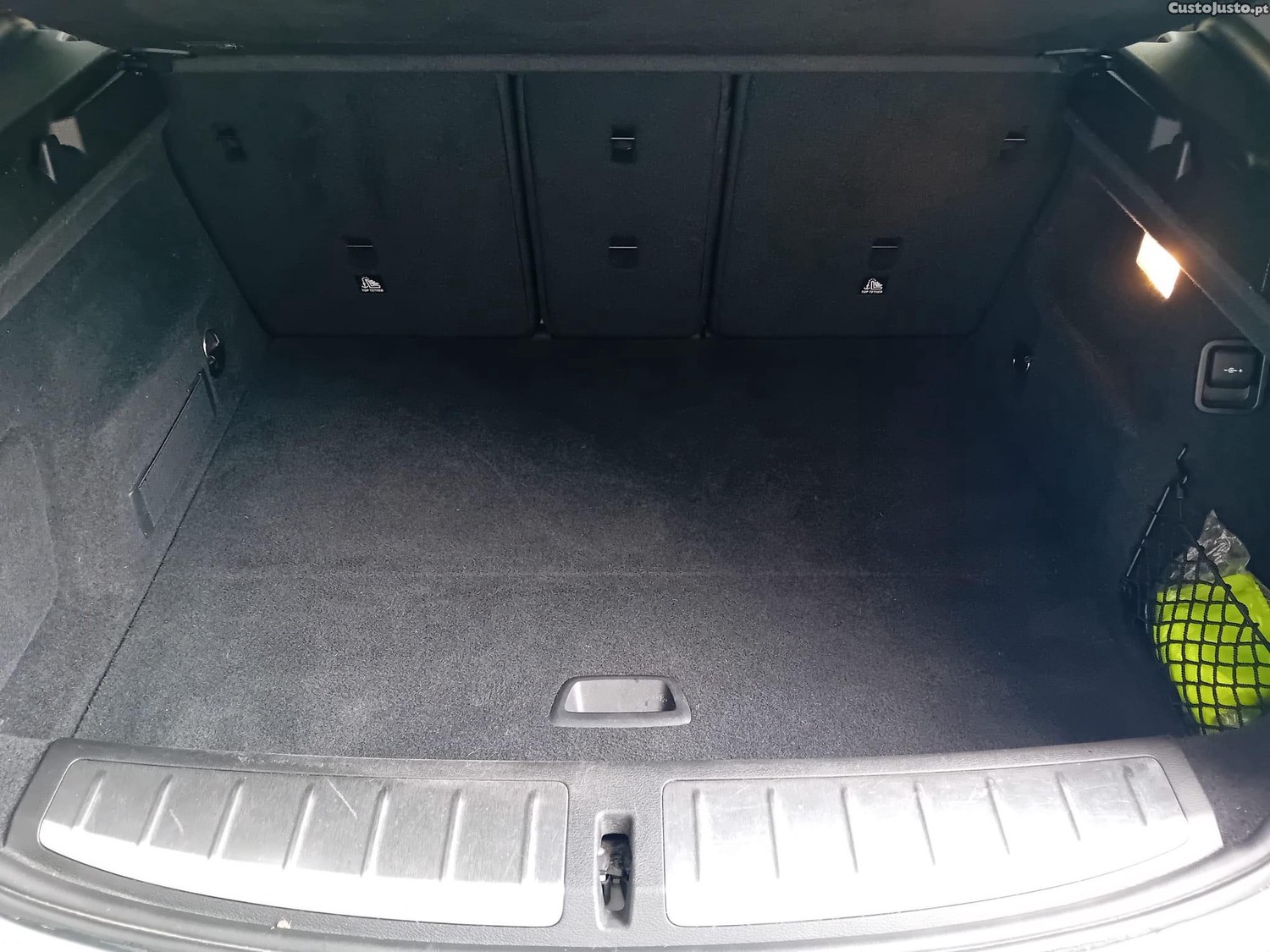 BMW X2 18 d sDrive Auto Advantage — fotografia 7