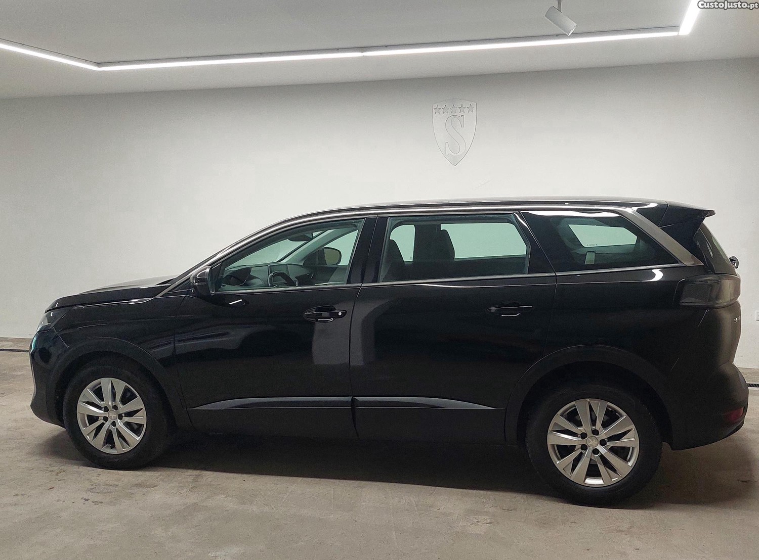 Peugeot 5008 1.5 HDI ACTIVE PACK - 19 — photo 3