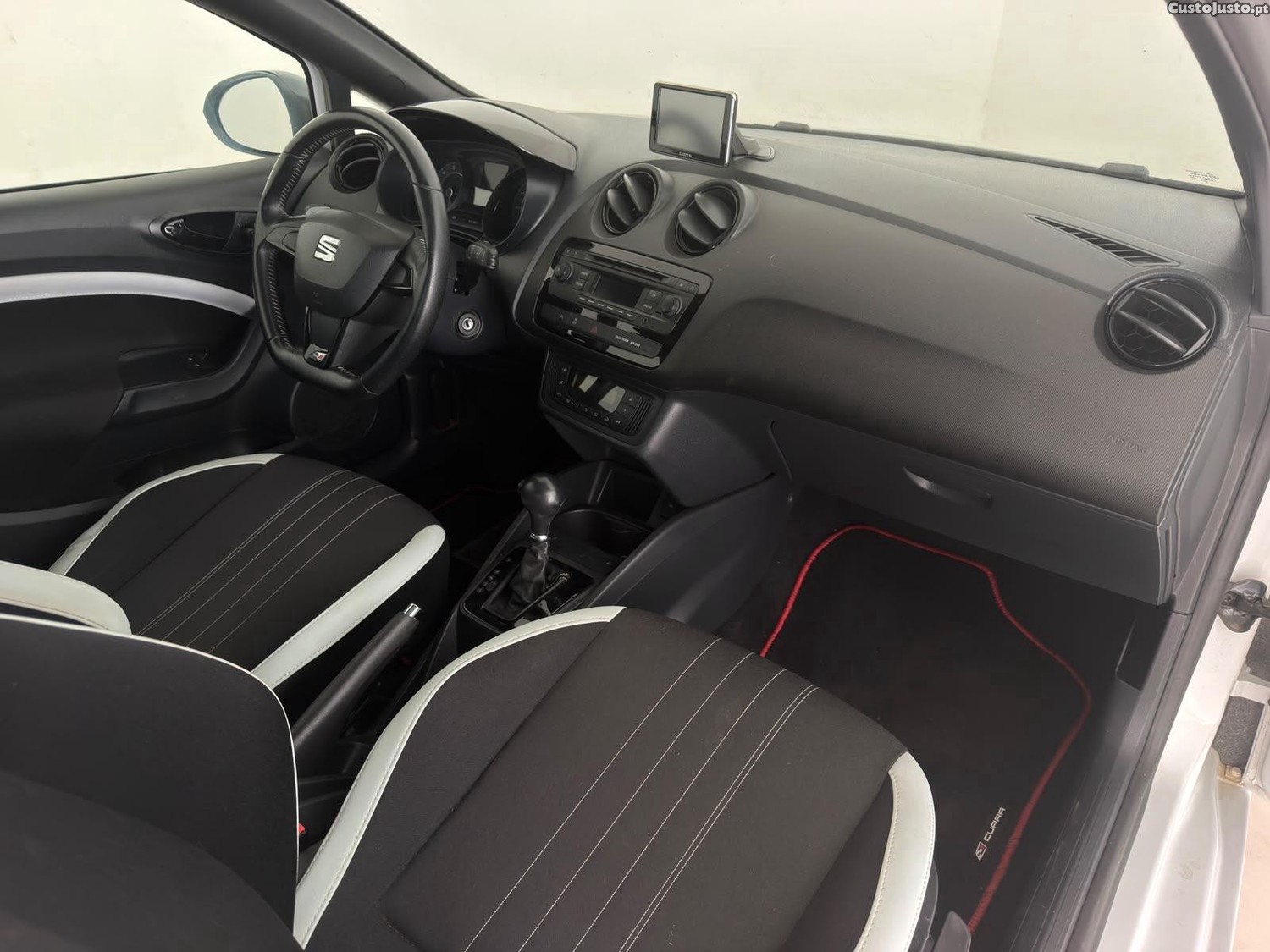 Seat Ibiza 1.4 TSi FR Cupra DSG — photo 4