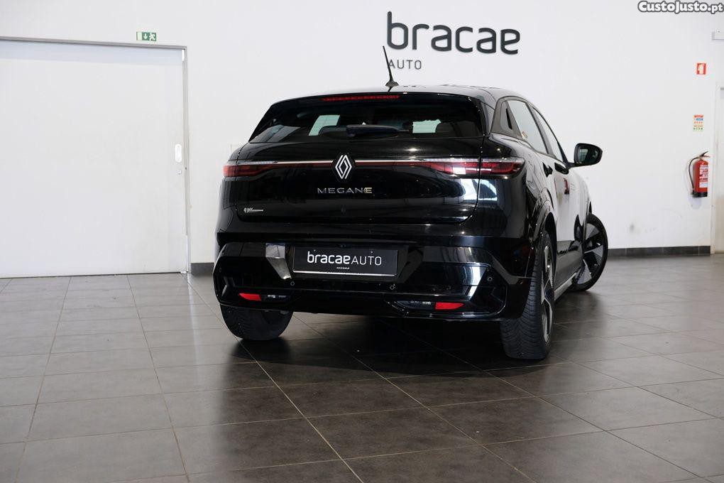 Renault Mégane E-Tech EV60 220hp optimum charge Equilibre — fotografia 18