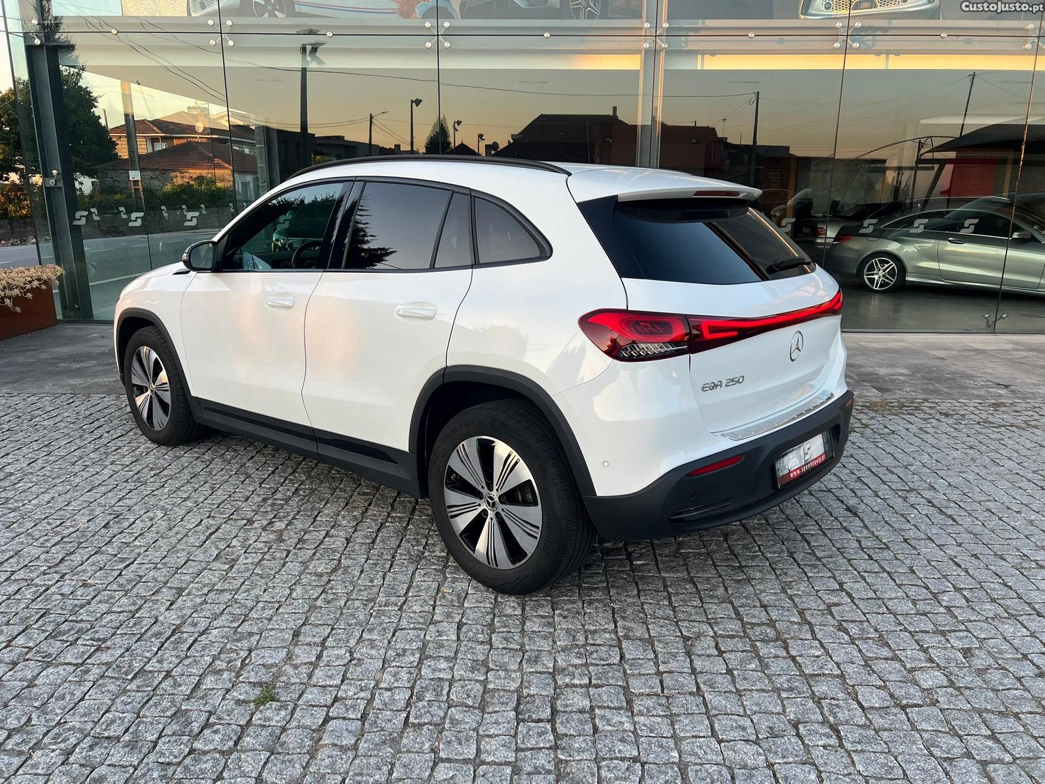 Mercedes-Benz EQA Progressive — fotografia 16