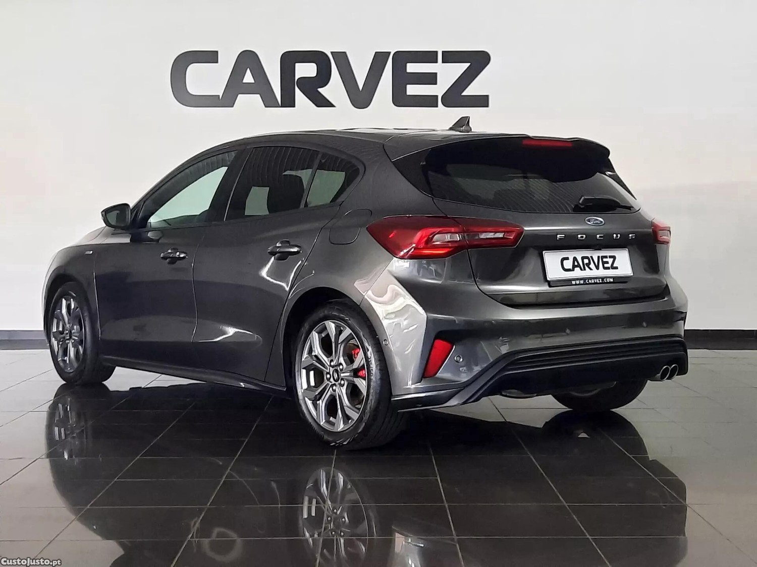 Ford Focus 1.0 EcoBoost MHEV ST-Line — fotografia 11