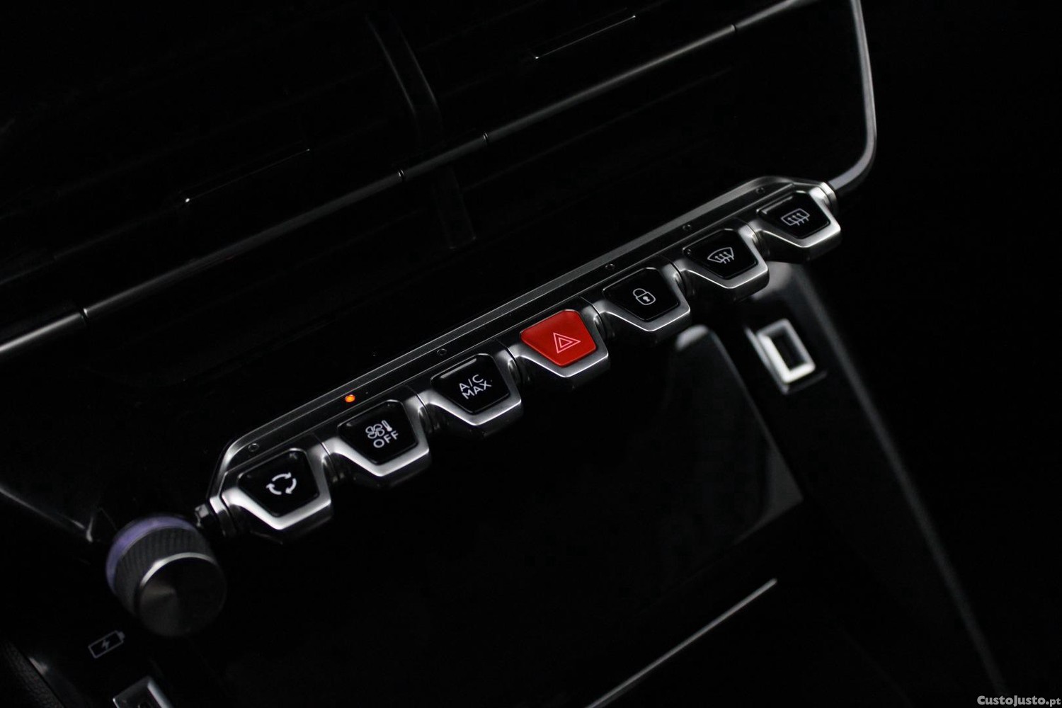 Peugeot e-2008 ALLURE PACK (AUTO) — fotografia 16