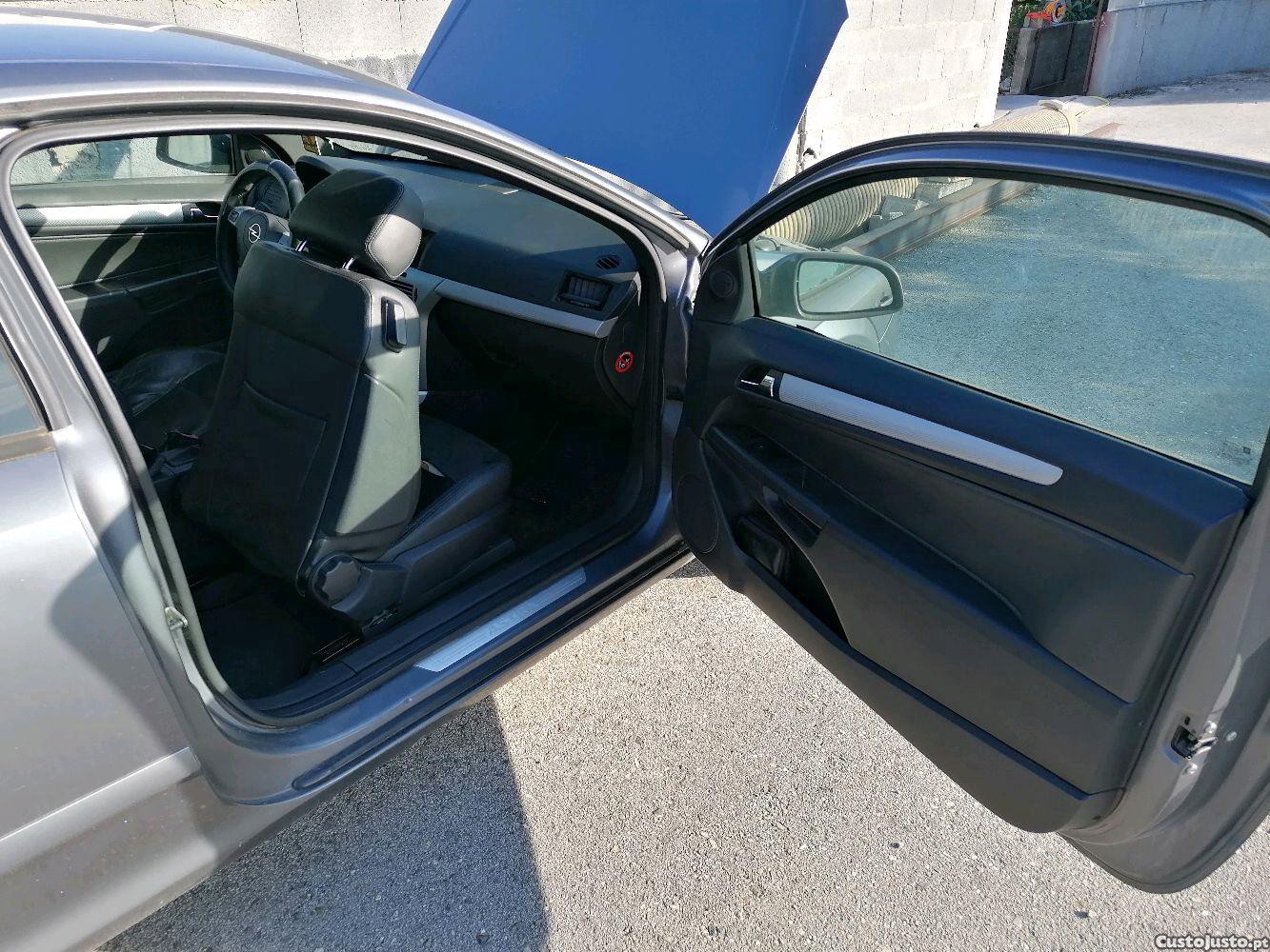 Opel Astra H GTC 1.6i 105CV GPL — photo 5