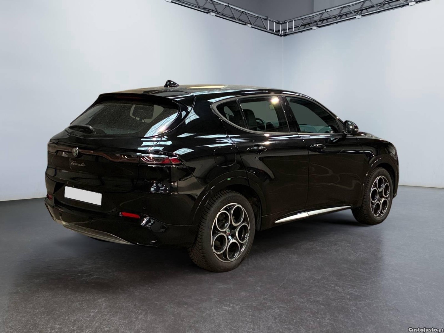 Alfa Romeo Tonale 1.5 Hybrid Ti - 22 foto 2