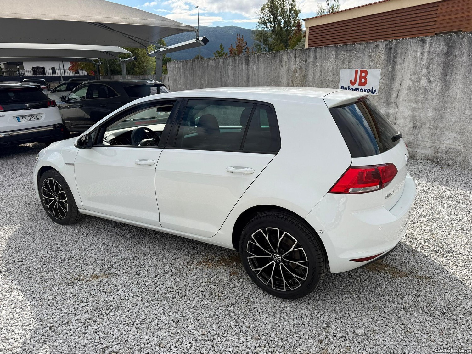 VW Golf 1.6 TDI BlueMotion Cup - 15 — photo 4