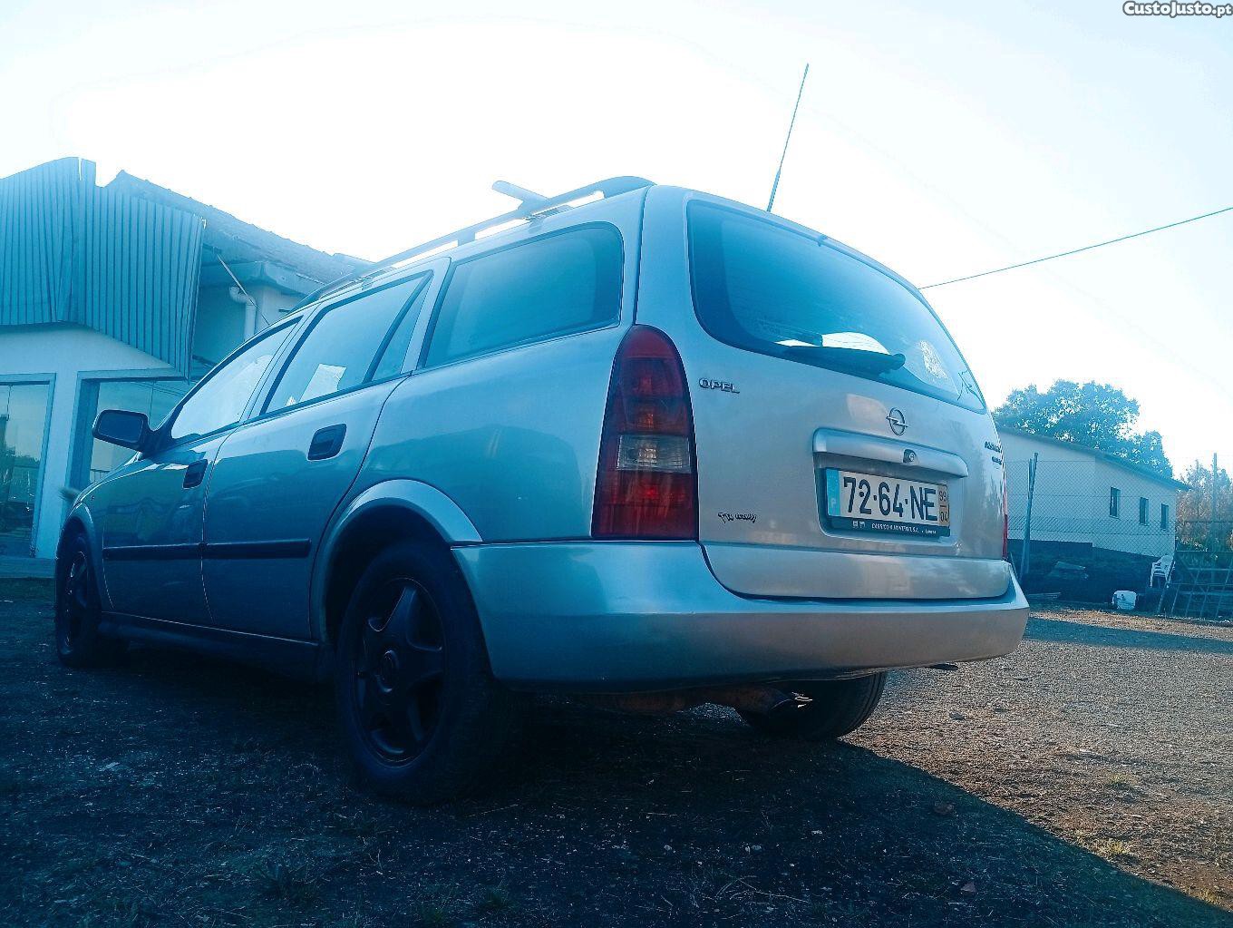 Opel Astra Caravan 2.0Dti Club — photo 2