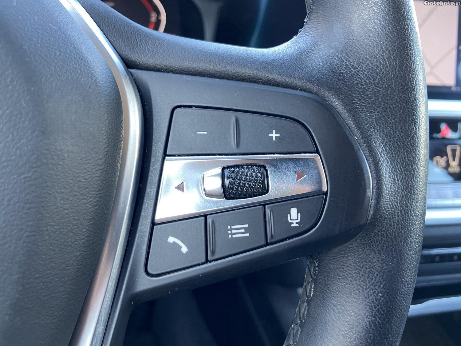 BMW 320 d Auto — fotografia 3