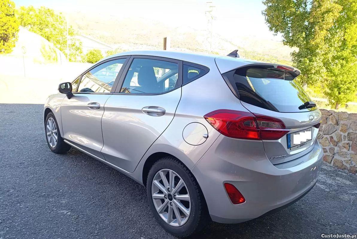 Ford Fiesta 1.5 tdci connected — fotografia 10
