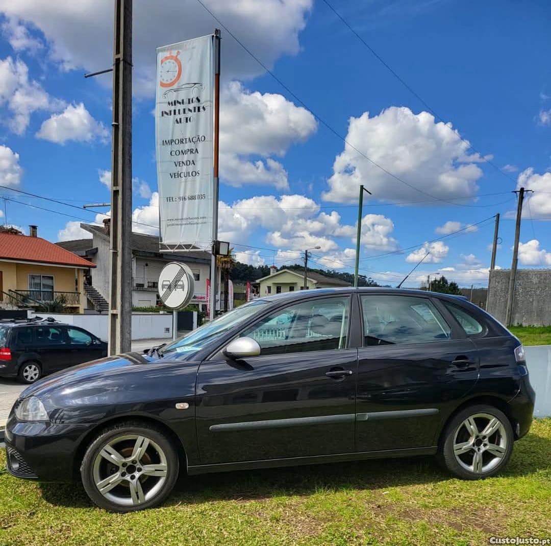 SEAT Ibiza 12V REFERENCE — fotografia 6