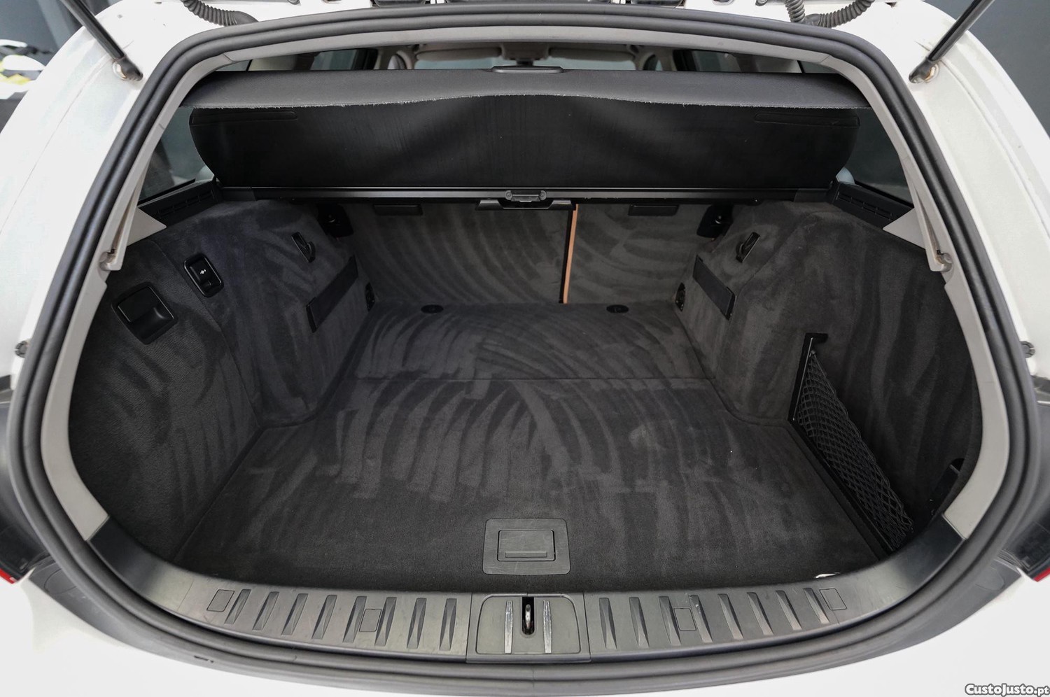 BMW 318 d E91 — fotografia 19