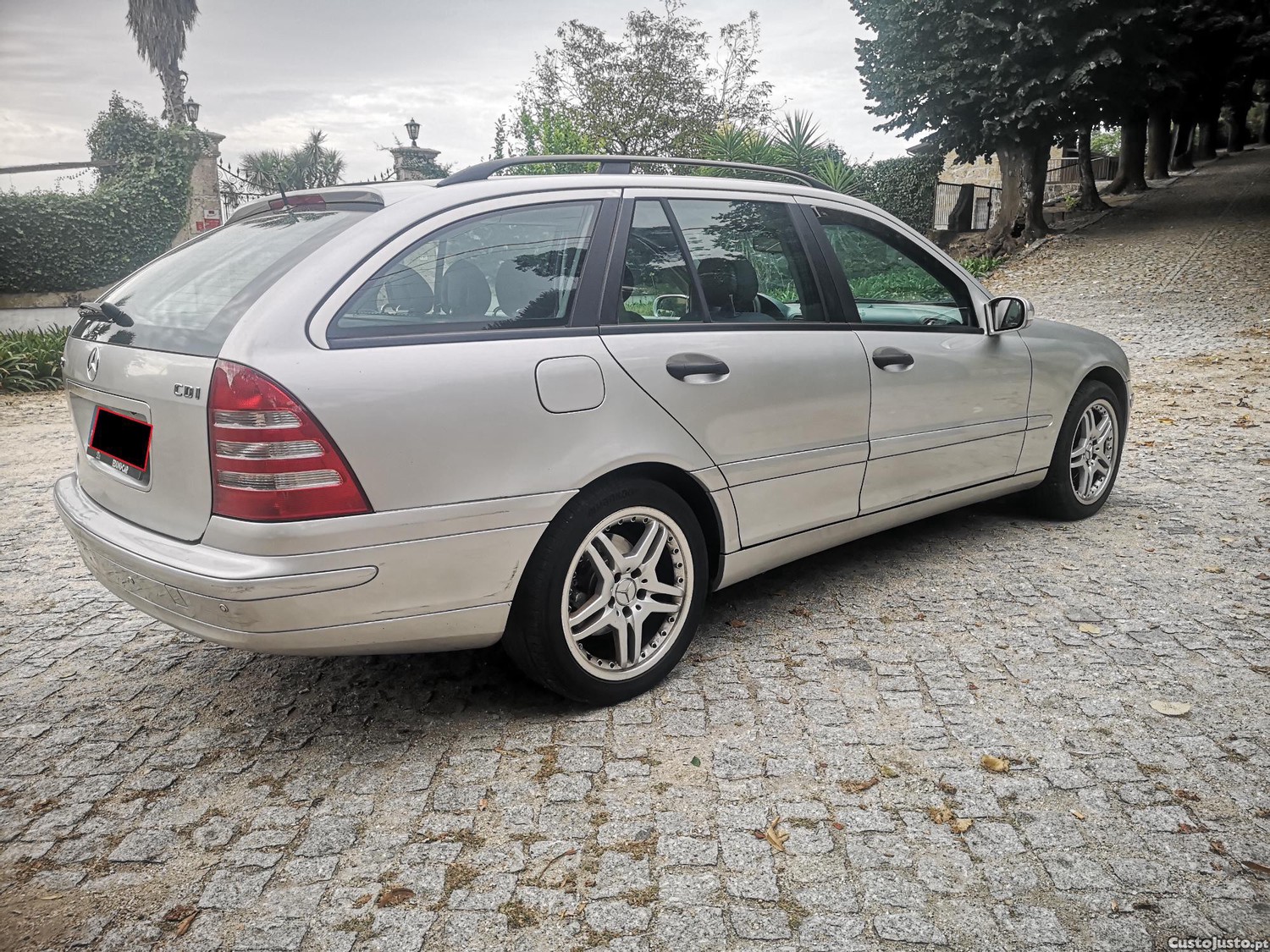 Mercedes-Benz C 220 CDI 143cv - C/ Camara de Marcha trás - "Bom estado geral" - CX. Manual 6 Veloc. - 03