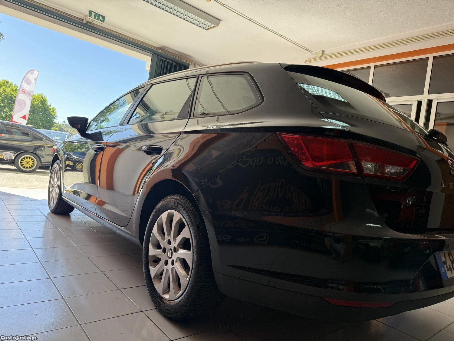 Seat Leon 1.6 TDI ECOMOTIVE - 14 foto 4