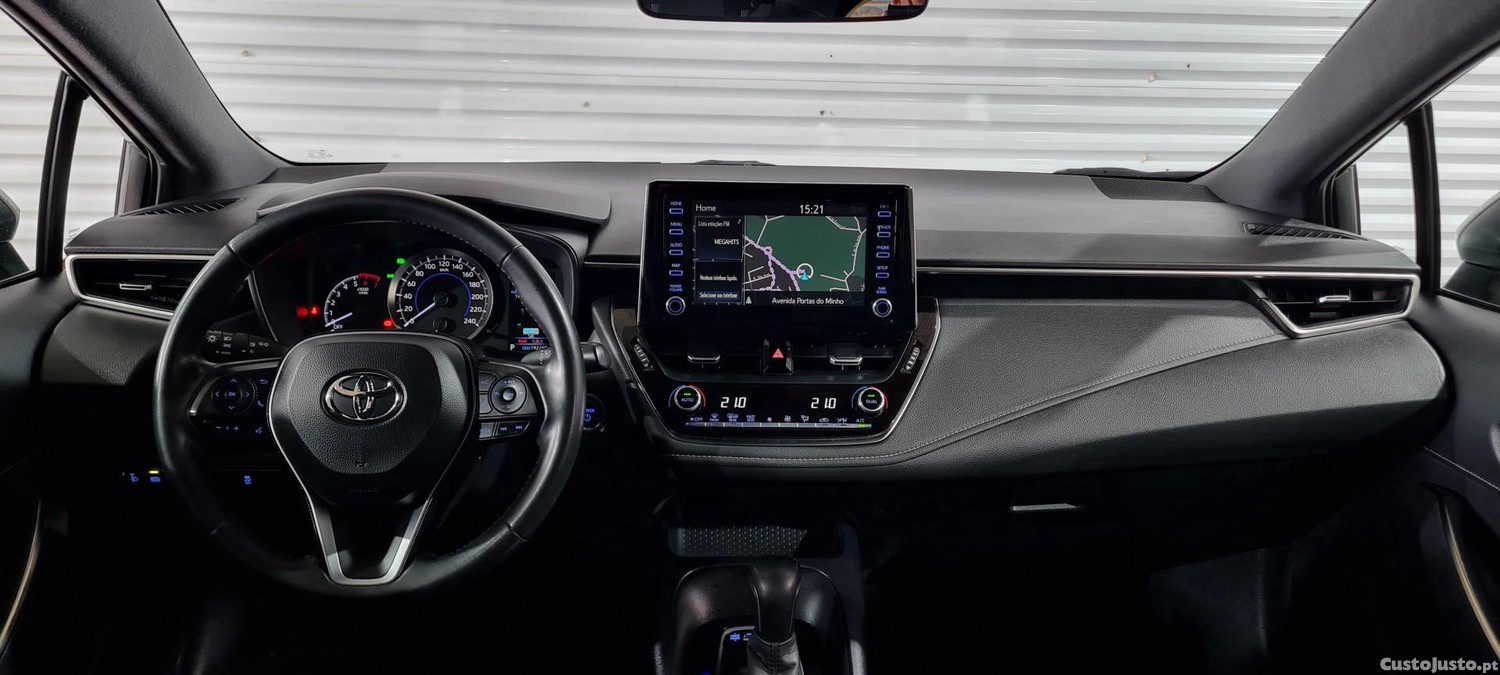 Toyota Corolla 1.8 Hybrid Comfort — fotografia 11