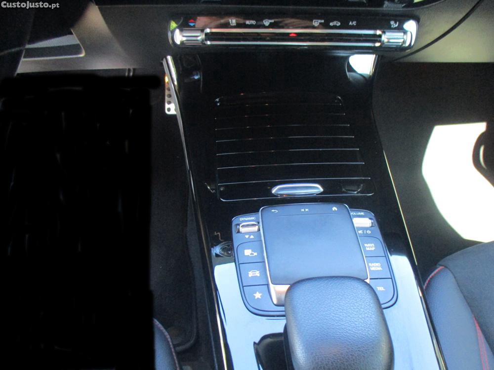 Mercedes-Benz CLA 180 d Shooting Brake AMG Line — fotografia 9