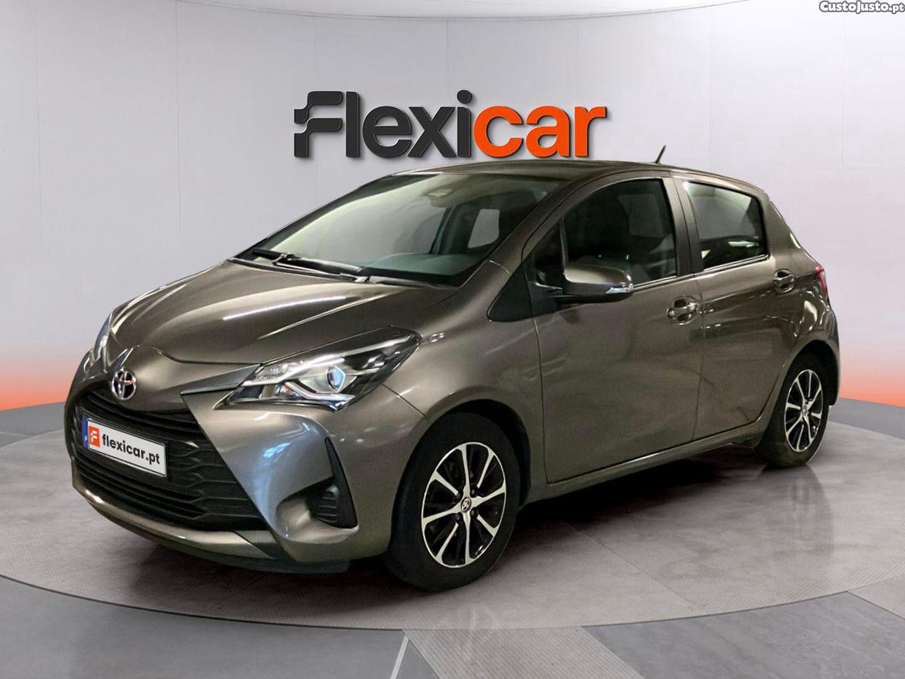 Toyota Yaris 1.0 VVT-i Comfort - 20 — photo 2