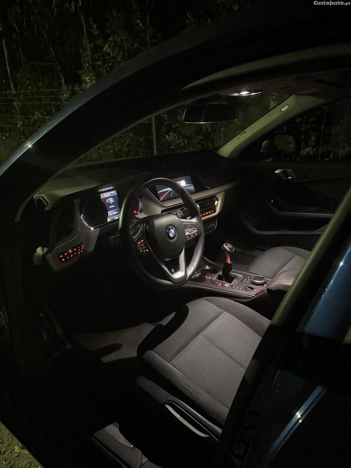 BMW 118 i — photo 3