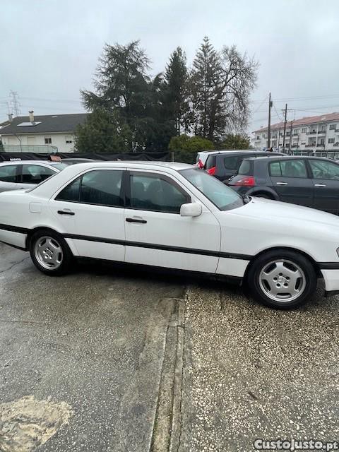 Mercedes-Benz C 220 D Esprit — photo 4