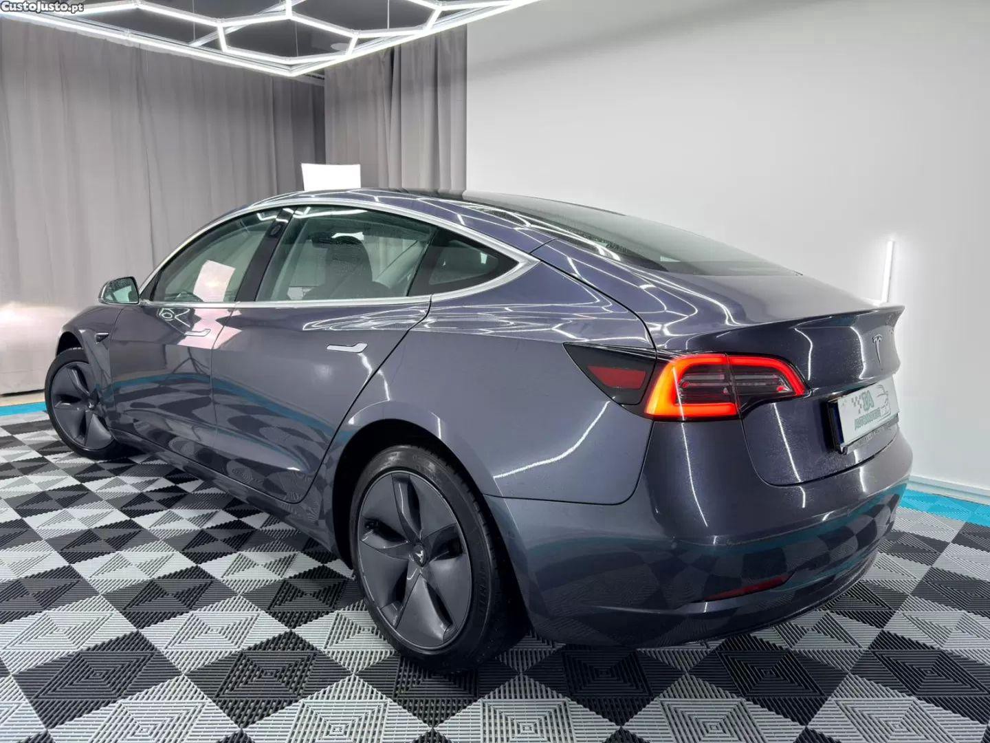 Tesla Model 3 Standard rwd plus - 19 — photo 5