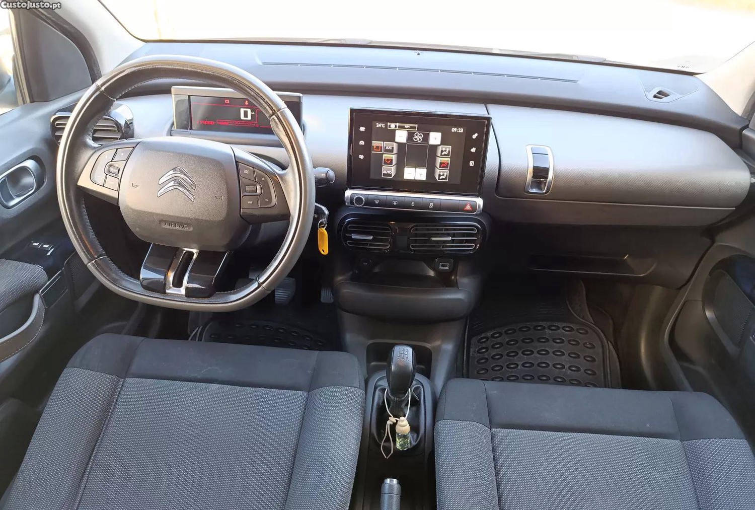 Citroën C4 1.2 puretech shine pack — fotografia 8