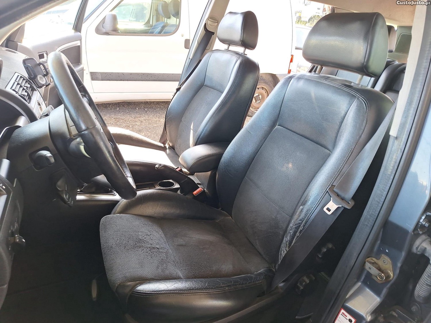 Ford Mondeo SW 2.0 TDCi Sport — fotografia 14
