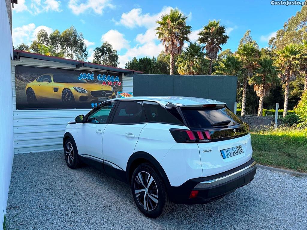 Peugeot 3008 1.2Vti 130cv Allure C/Iva 10/2019 - 19 — photo 3