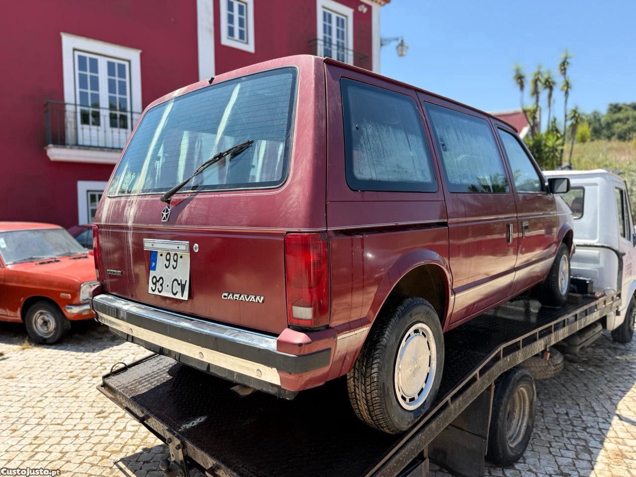 Dodge Caravan 1987 — fotografia 17