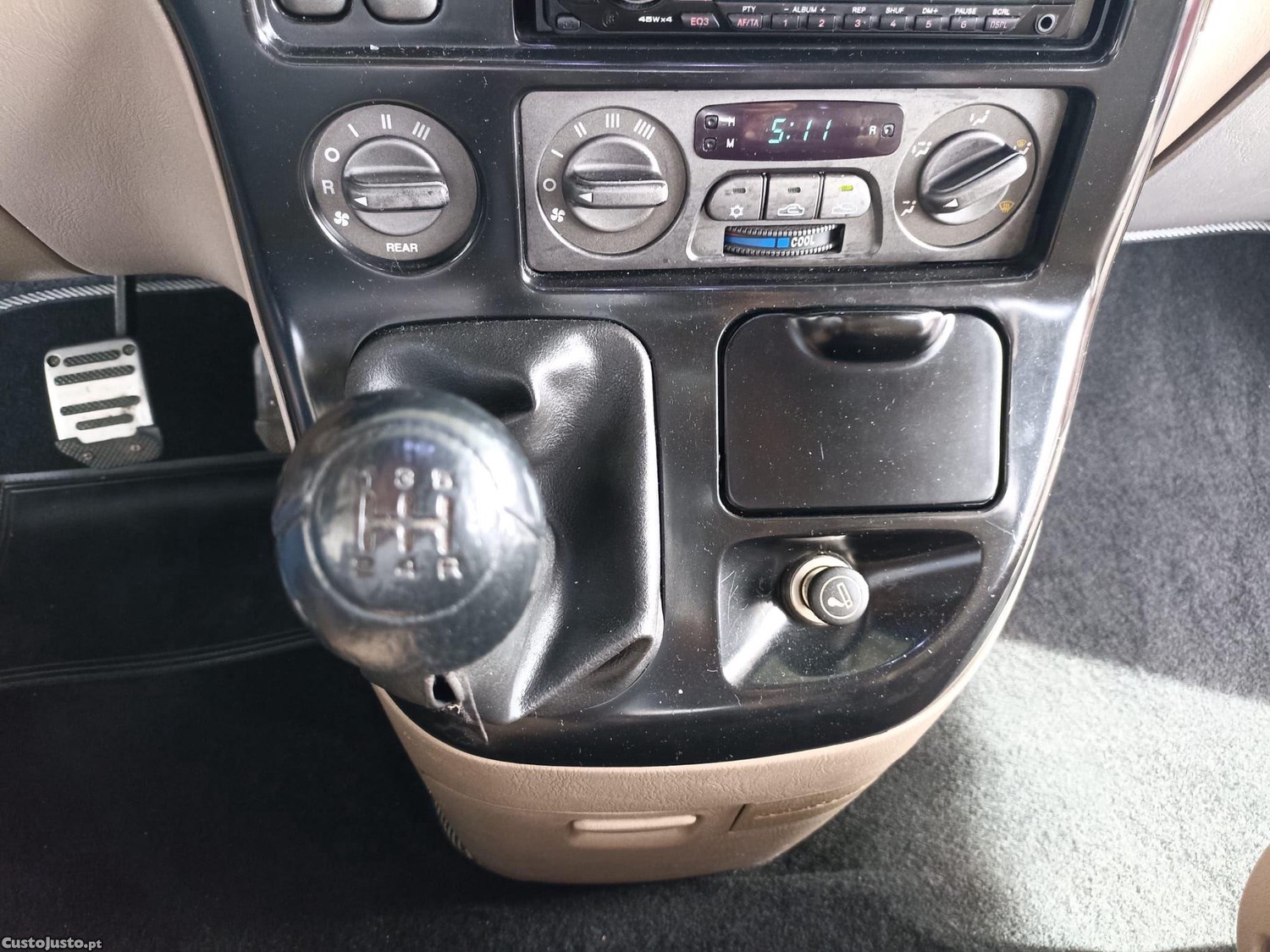 Kia Carnival 2.9 CRDI 7 Lug — fotografia 5