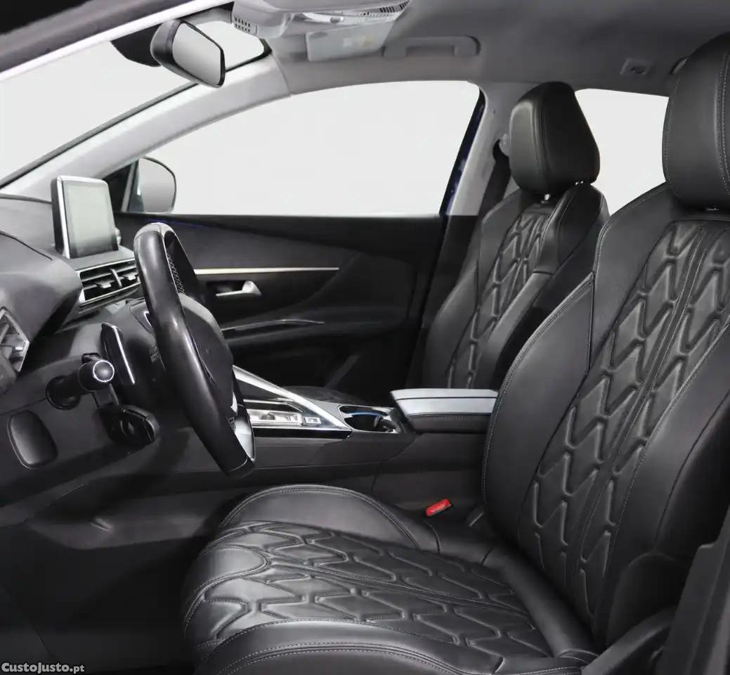 Peugeot 5008 1.2 PureTech Allure Pack EAT8 - 21 — photo 5