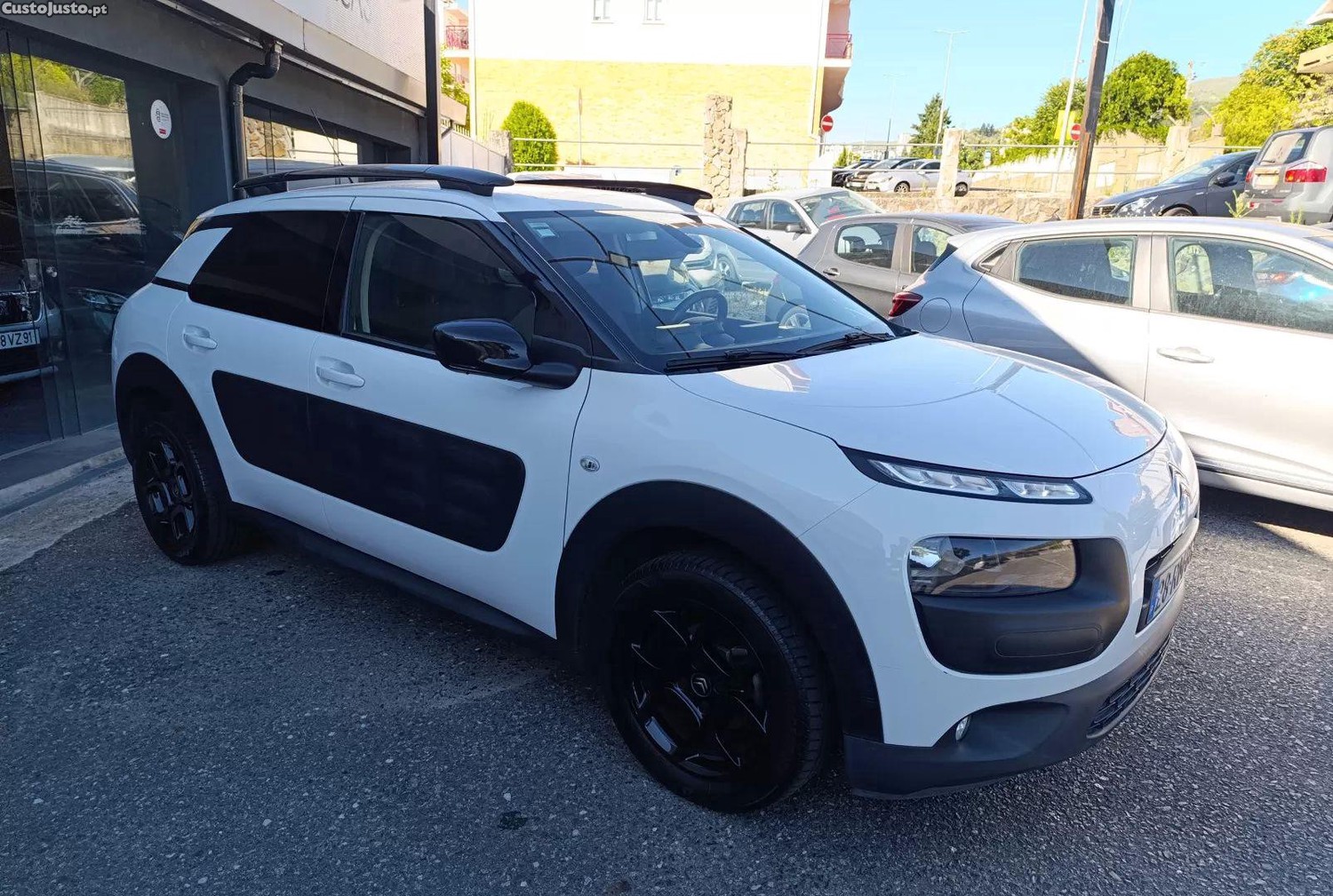 Citroën C4 1.2 puretech shine pack — fotografia 3