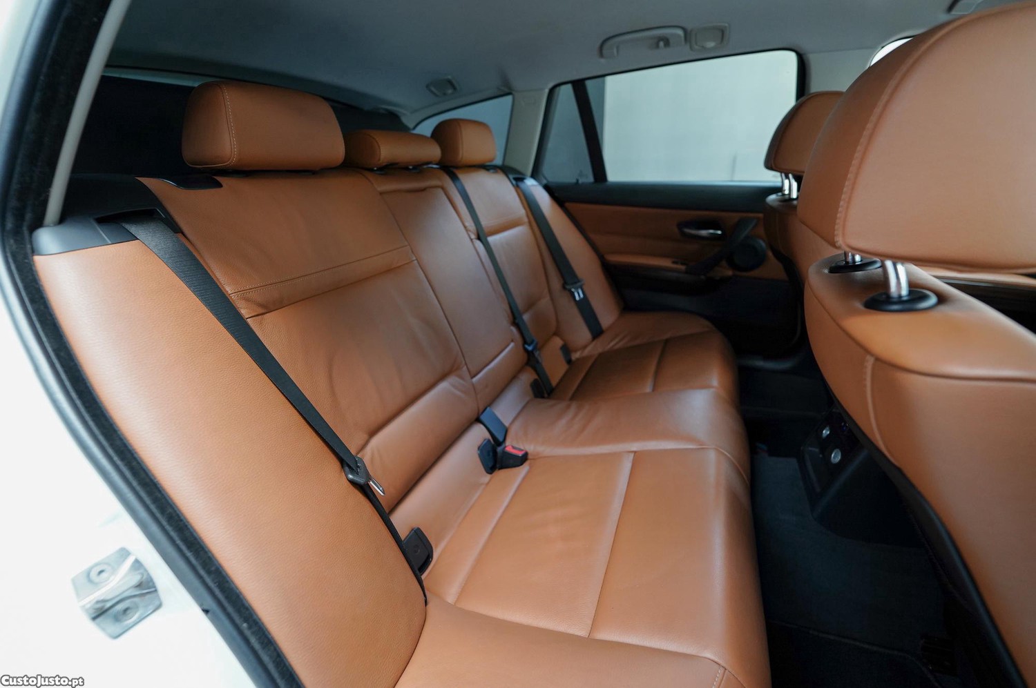 BMW 318 d E91 — fotografia 9