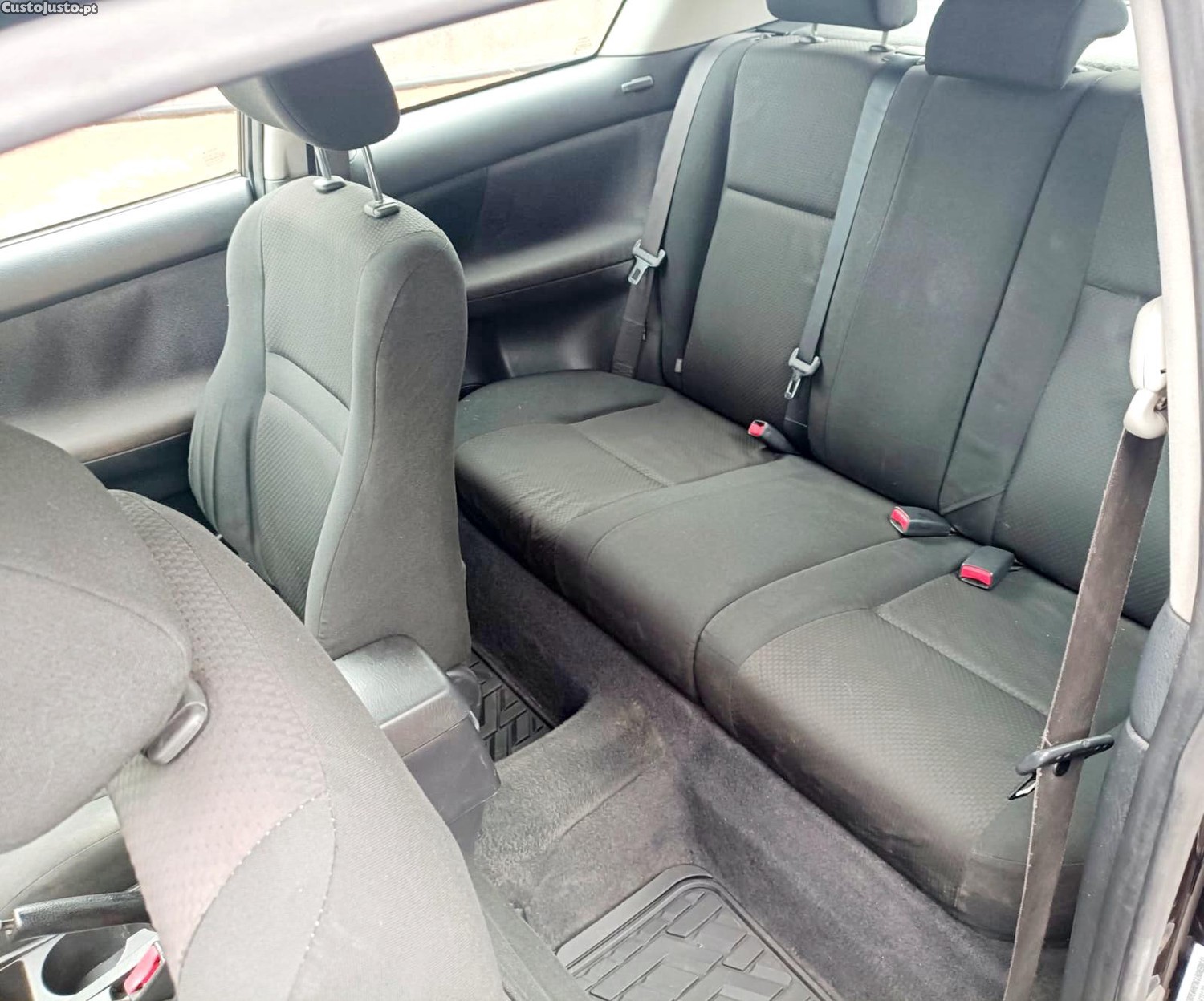 Toyota Corolla 3 portas - 03 — photo 4