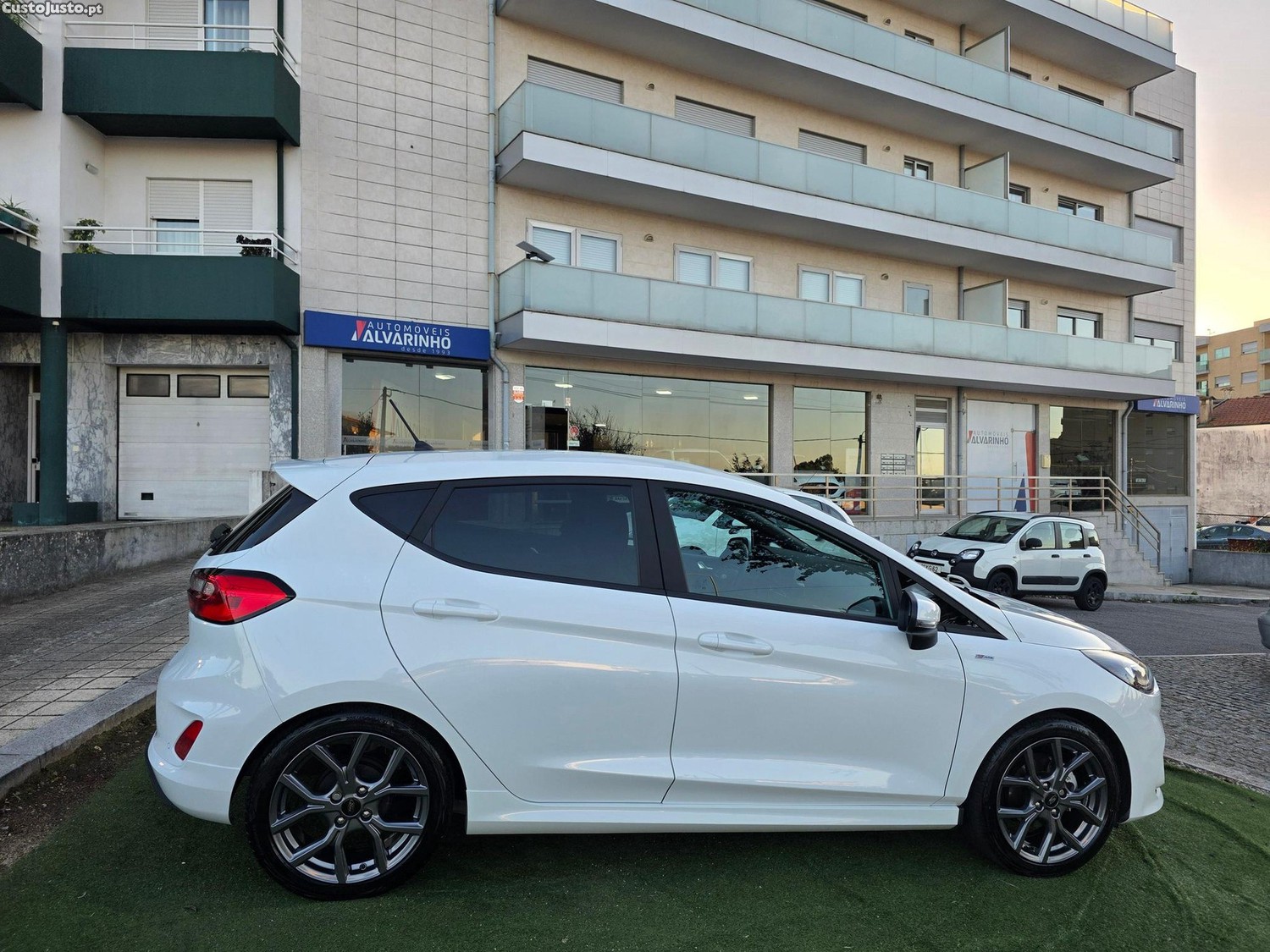 Ford Fiesta 1.0 EcoBoost MHEV ST-Line - 23 — photo 5