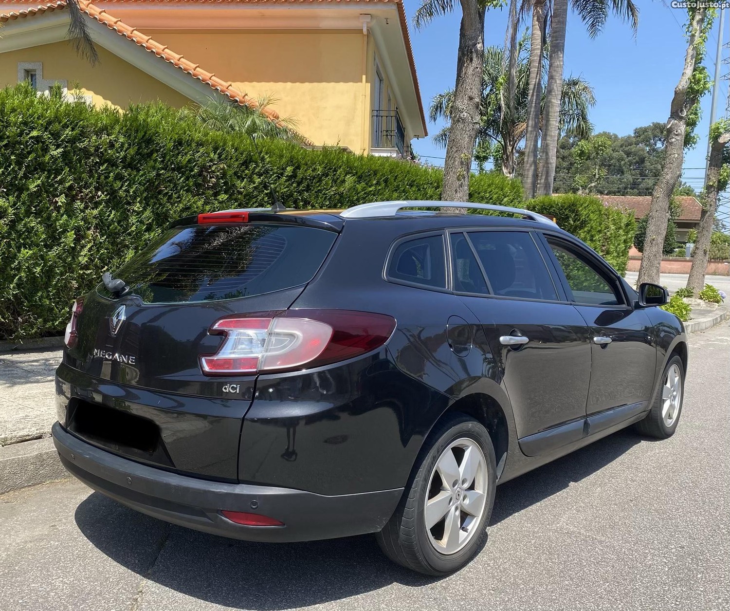 Renault Mégane Sport Tourer 1.5Dci - 10