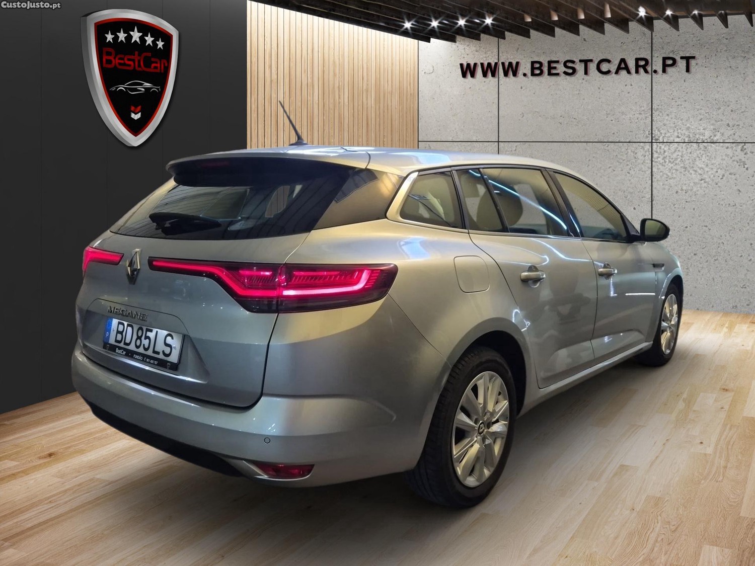 Renault Mégane Sport Tourer 1.5 Blue dCi - 23 — photo 3