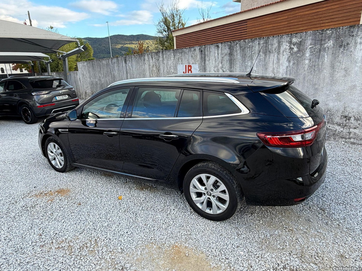 Renault Mégane Sport Tourer 1.5 Blue dCi Limited - 19 — photo 4