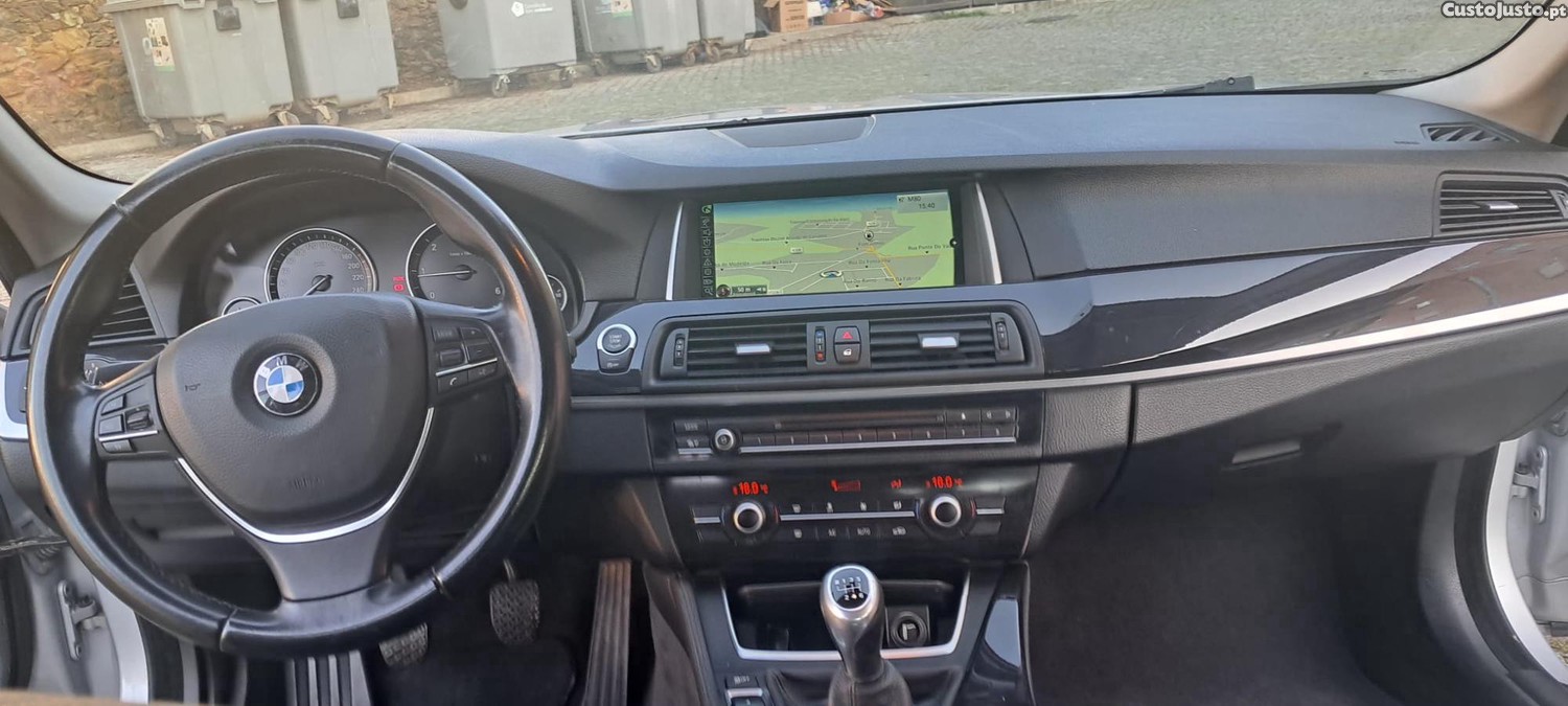 BMW 518 d Luxury Line — fotografia 5