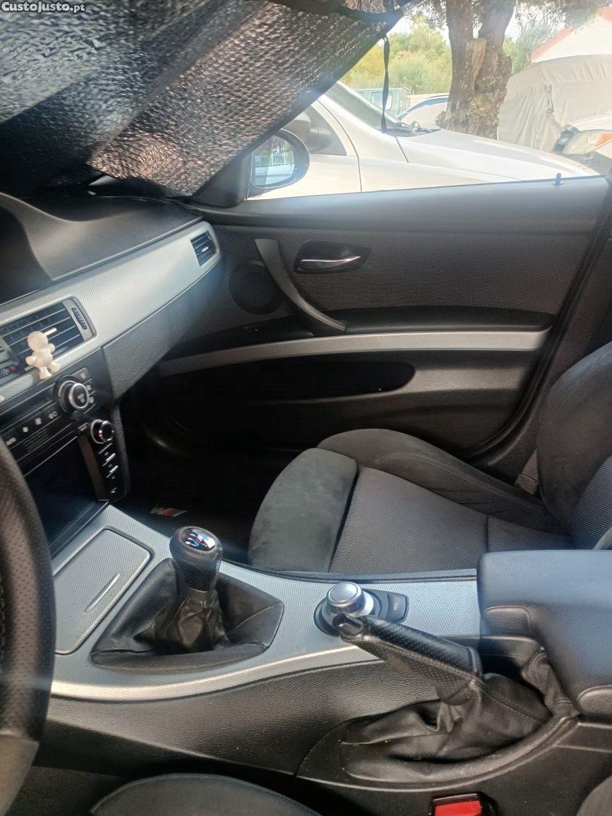 BMW 318 Pack M — photo 4
