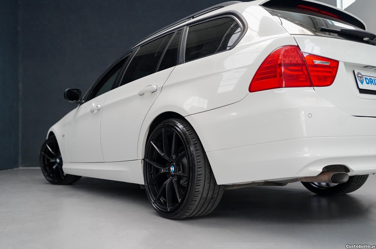 BMW 318 d E91 — fotografia 23