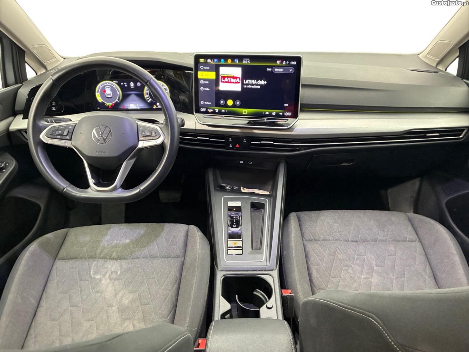 VW Golf 2.0 TDI SCR Style DSG7 - 24 — photo 4